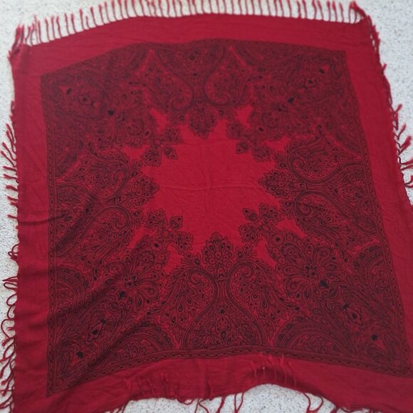 Red Scarf - Picture 1 of 3